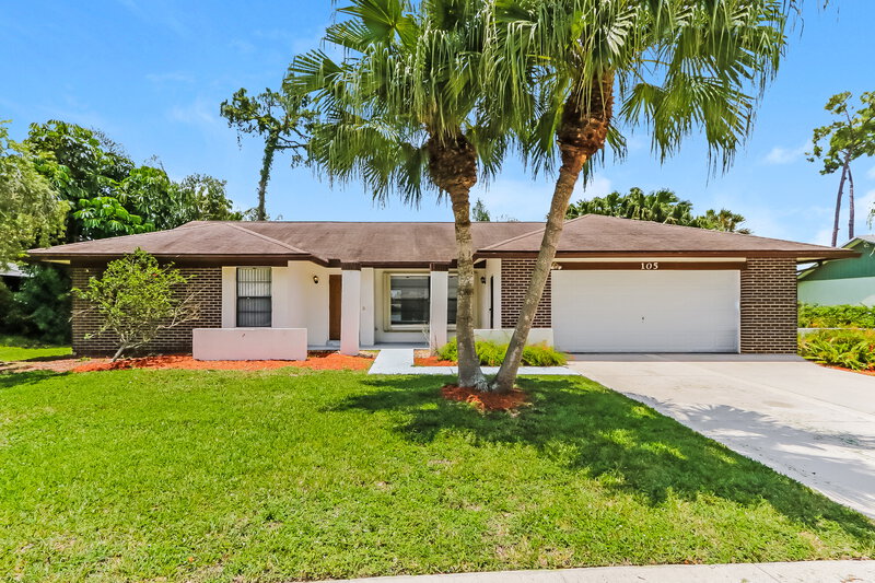 2,765/Mo, 105 Parkwood Dr Royal Palm Beach, FL 33411 External View