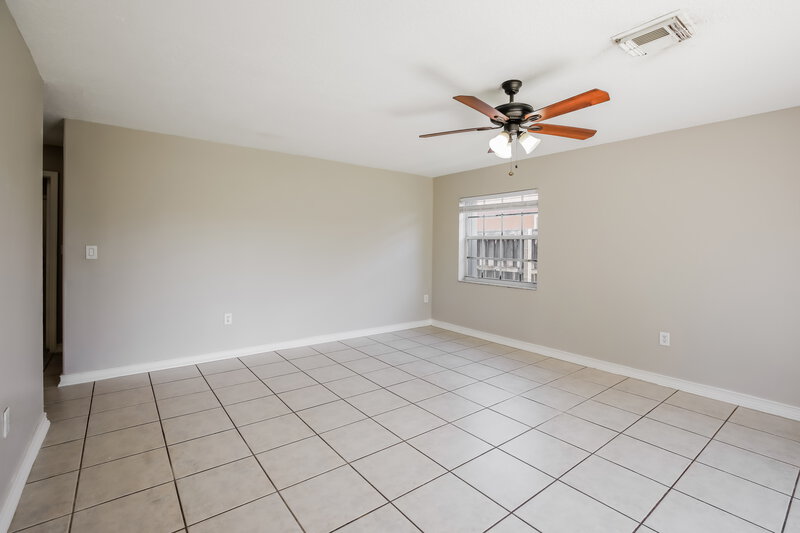 3,565/Mo, 16630 SW 101st Ter Miami, FL 33196 Living Room View 2