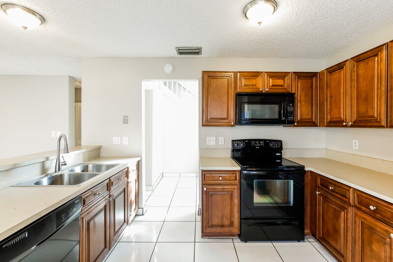 3,440/Mo, 5285 NW 54th St Coconut Creek, FL 33073 Kitchen View