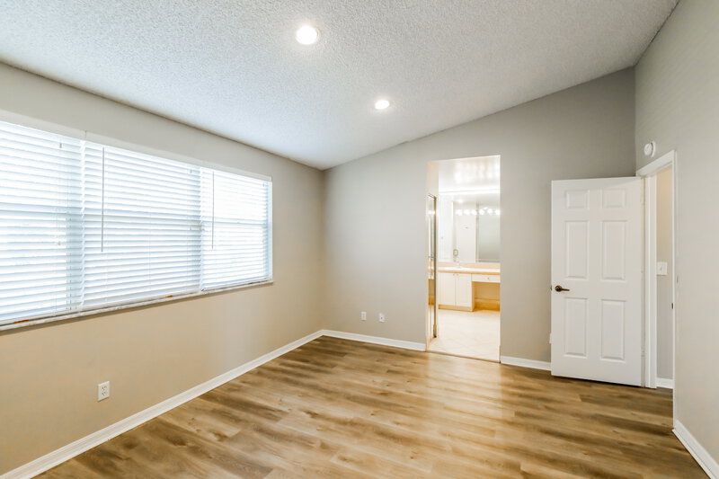 3,440/Mo, 5285 NW 54th St Coconut Creek, FL 33073 Main Bedroom View