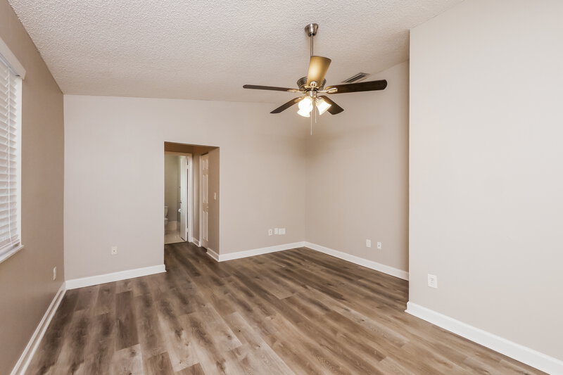 2,695/Mo, 16075 SW 112th Ter Miami, FL 33196 Main Bedroom View