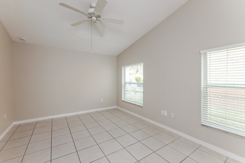 3,275/Mo, 18750 NW 1st St Pembroke Pines, FL 33029 Family Room View