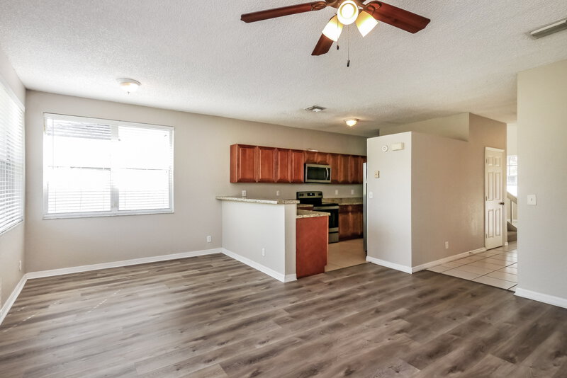 3,525/Mo, 1799 NW 162nd Ave Pembroke Pines, FL 33028 Living Room View 3