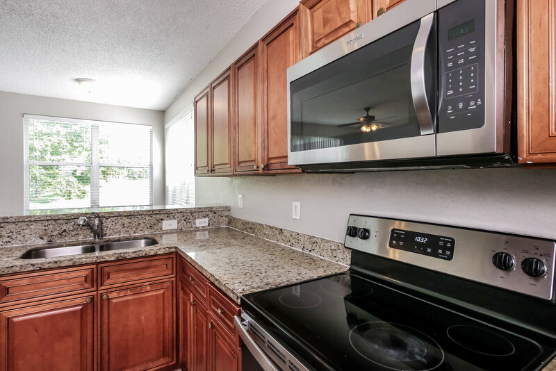 3,525/Mo, 1799 NW 162nd Ave Pembroke Pines, FL 33028 Kitchen View 2
