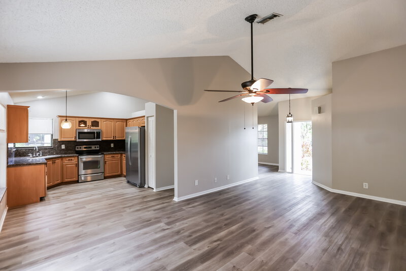 3,435/Mo, 5241 NW 52nd St Coconut Creek, FL 33073 Living Room View 2