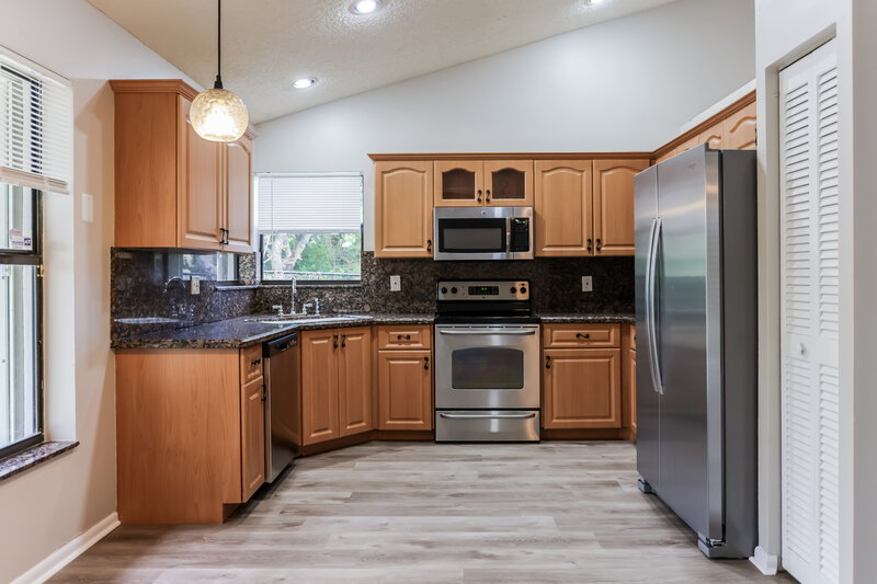 3,435/Mo, 5241 NW 52nd St Coconut Creek, FL 33073 Kitchen View