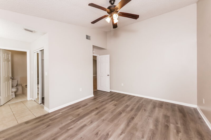 3,085/Mo, 3049 NW 72nd Ave Margate, FL 33063 Main Bedroom View 2