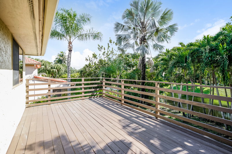 3,455/Mo, 580 NW 38th Ave Deerfield Beach, FL 33442 Deck View