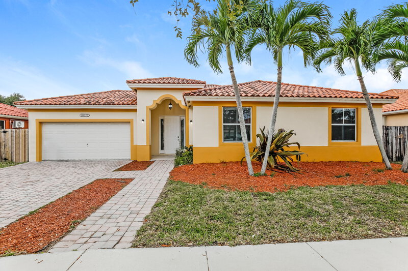 3,860/Mo, 20370 SW 129th Pl Miami, FL 33177 External View