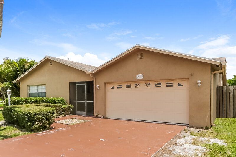 3,580/Mo, 23090 SW 61st Ave Boca Raton, FL 33428 Front View