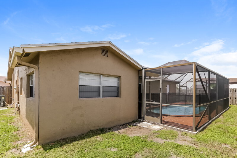 3,580/Mo, 23090 SW 61st Ave Boca Raton, FL 33428 Rear View 2