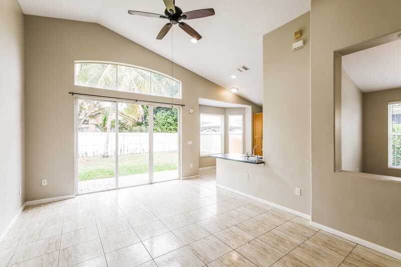 3,425/Mo, 18891 SW 29th Ct Miramar, FL 33029 Family Room View 2