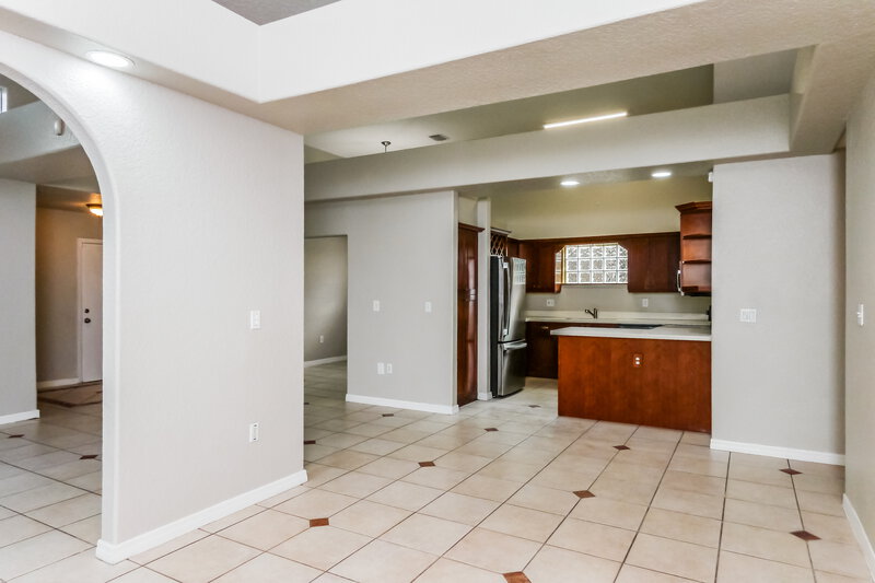 3,165/Mo, 19408 NW 83rd Ave Miami Gardens, FL 33015 Dining Room View