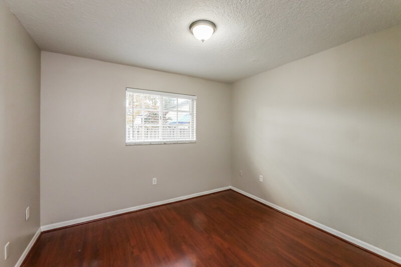 3,165/Mo, 19408 NW 83rd Ave Miami Gardens, FL 33015 Bedroom View