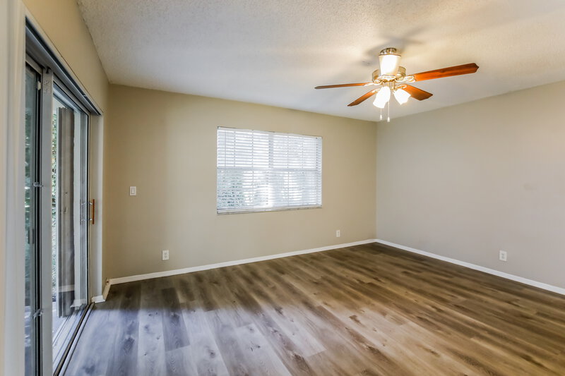4,185/Mo, 8506 NW 47th St Coral Springs, FL 33067 Dining Room View 2