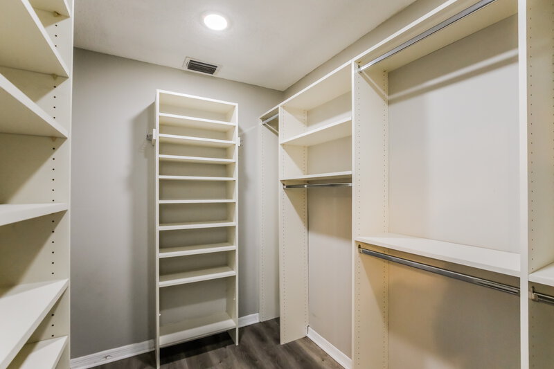 4,185/Mo, 8506 NW 47th St Coral Springs, FL 33067 Walk In Closet View
