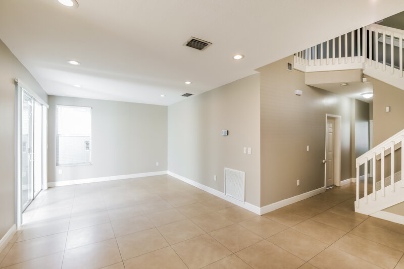 3,605/Mo, 15618 SW 112th Dr Miami, FL 33196 Living Room View 2