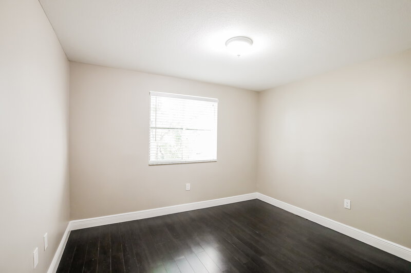 3,605/Mo, 15618 SW 112th Dr Miami, FL 33196 Bedroom View