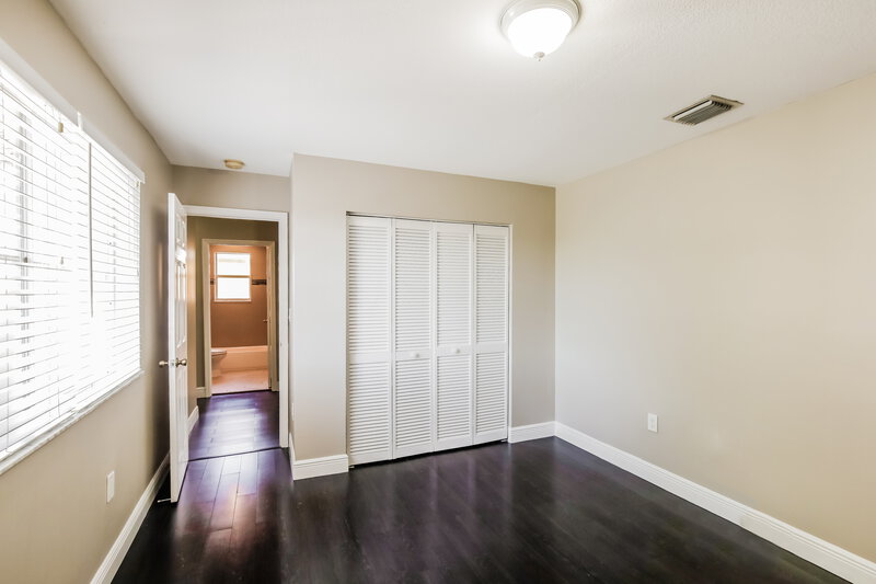 3,605/Mo, 15618 SW 112th Dr Miami, FL 33196 Bedroom View 3