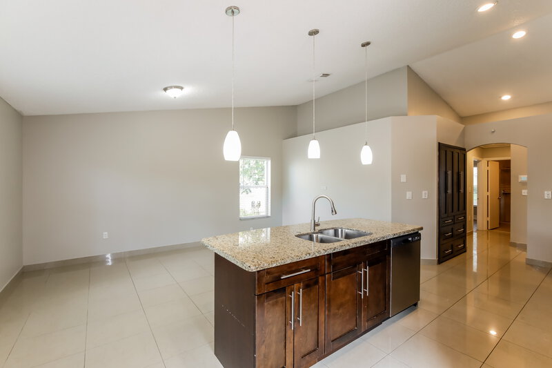 3,370/Mo, 13010 SW 19th Dr Miramar, FL 33027 Kitchen View 2