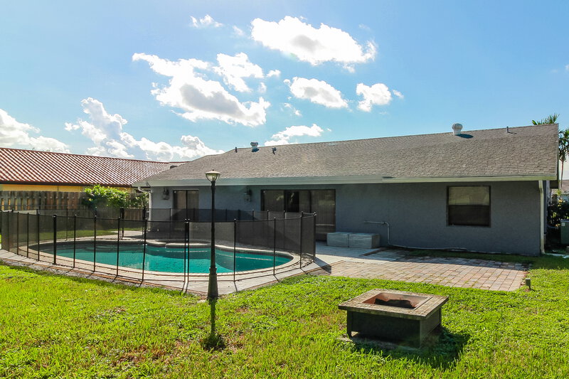 3,425/Mo, 19480 Hampton Dr Boca Raton, FL 33434 Rear View