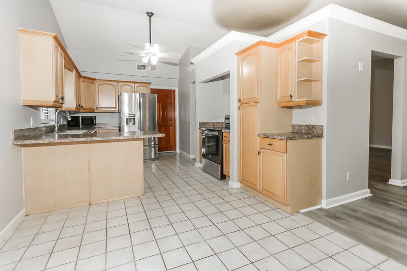 3,250/Mo, 147 Viscaya Ave Royal Palm Beach, FL 33411 Dining Room View