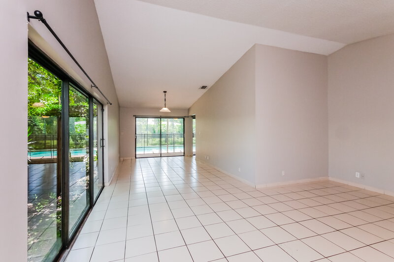 4,100/Mo, 8362 Shadow Wood Blvd Coral Springs, FL 33071 Living Room View 2