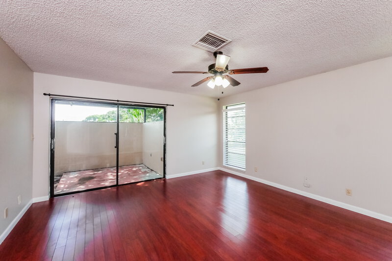 4,100/Mo, 8362 Shadow Wood Blvd Coral Springs, FL 33071 Main Bedroom View 2