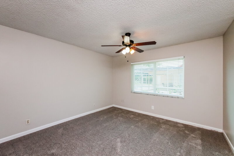 4,100/Mo, 8362 Shadow Wood Blvd Coral Springs, FL 33071 Bedroom View