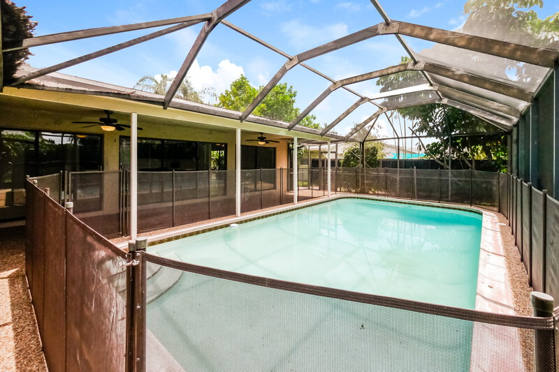 4,100/Mo, 8362 Shadow Wood Blvd Coral Springs, FL 33071 Rear View 2