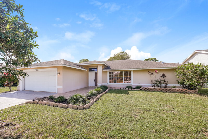 3,120/Mo, 244 Ponce de Leon St Royal Palm Beach, FL 33411 External View