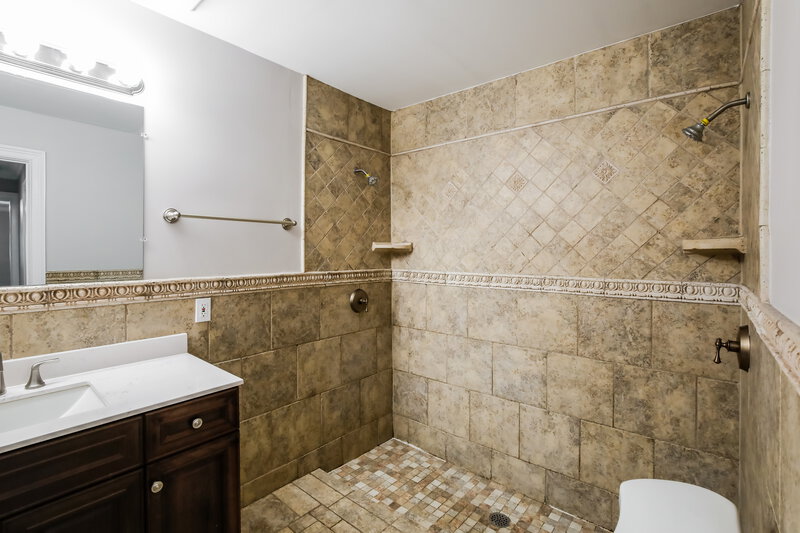 3,085/Mo, 10683 Aquarius Ln Royal Palm Beach, FL 33411 Main Bathroom View