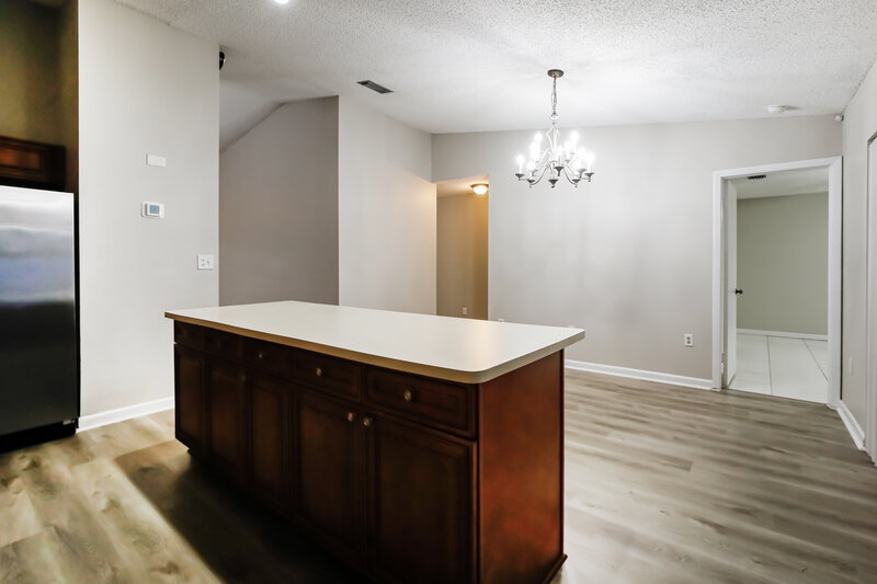 3,710/Mo, 1739 SW 138th Ave Miami, FL 33175 Kitchen View 3