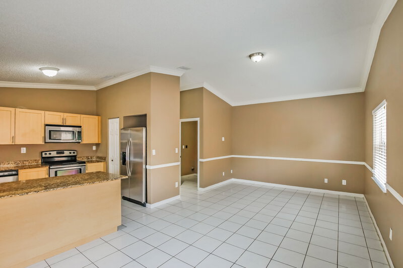 4,035/Mo, 16580 SW 145th Ct Miami, FL 33177 Kitchen View 2