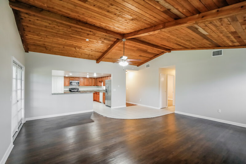 2,850/Mo, 365 Las Palmas St Royal Palm Beach, FL 33411 Living Room View 4