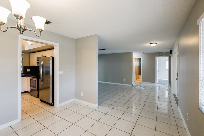 3,345/Mo, 11601 NW 14th Ct Pembroke Pines, FL 33026 Dining Room View