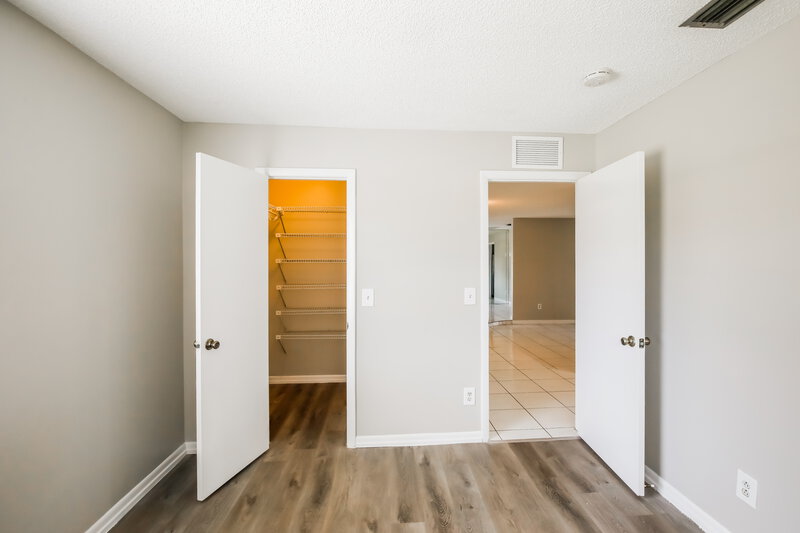3,345/Mo, 11601 NW 14th Ct Pembroke Pines, FL 33026 Bedroom View 2