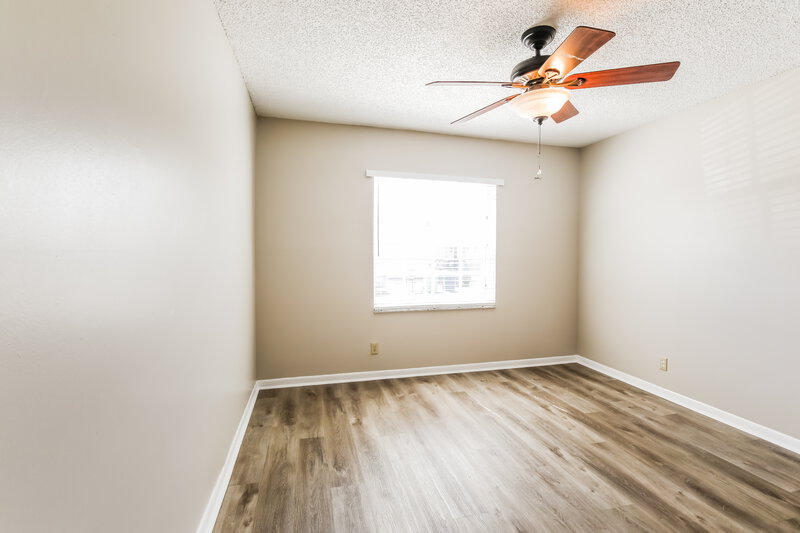 3,240/Mo, 220 N Ketch Dr Sunrise, FL 33326 Bedroom View 3