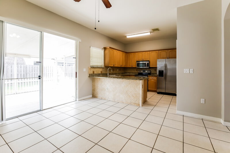 3,230/Mo, 9700 SW 159th Ave Miami, FL 33196 Dining Room View