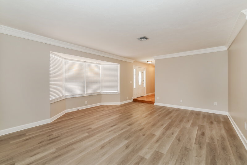 3,225/Mo, 12685 Westport Cir Wellington, FL 33414 Living Room View 2