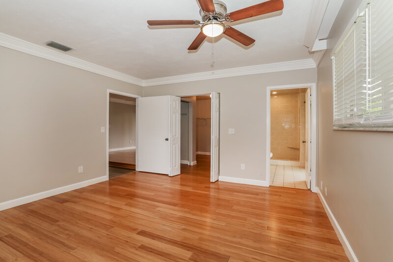 3,225/Mo, 12685 Westport Cir Wellington, FL 33414 Main Bedroom View 2