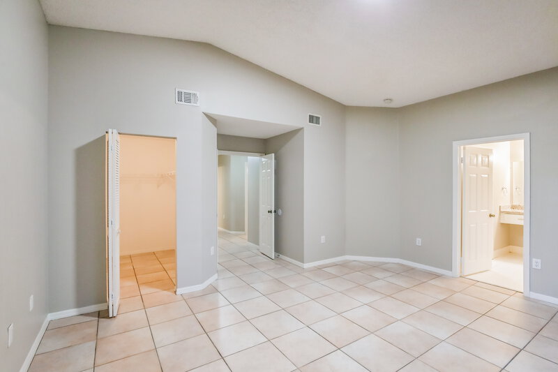 3,400/Mo, 11657 SW 144th Ave Miami, FL 33186 Main Bedroom View 2