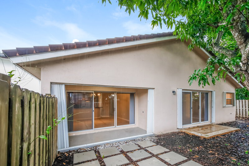 3,400/Mo, 11657 SW 144th Ave Miami, FL 33186 Rear View