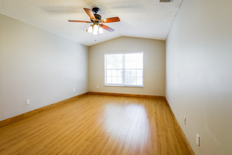 3,470/Mo, 323 SW 194th Ave Pembroke Pines, FL 33029 Main Bedroom View