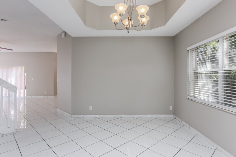 5,175/Mo, 1011 NW 184th Ter Pembroke Pines, FL 33029 Dining Room View