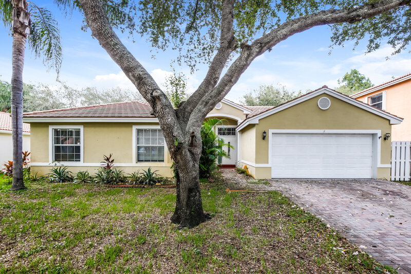 3,415/Mo, 13101 SW 17th Ct Miramar, FL 33027 External View