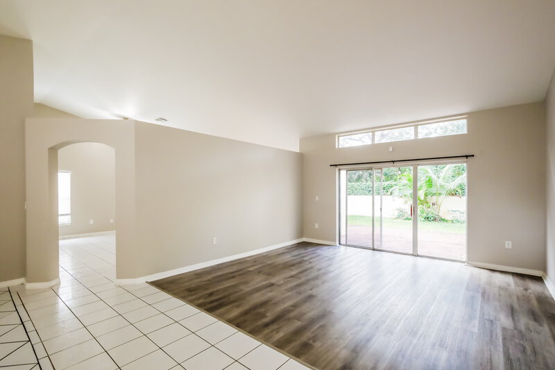 3,415/Mo, 13101 SW 17th Ct Miramar, FL 33027 Living Room View 2