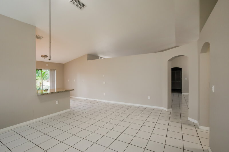 3,415/Mo, 13101 SW 17th Ct Miramar, FL 33027 Dining Room View 2