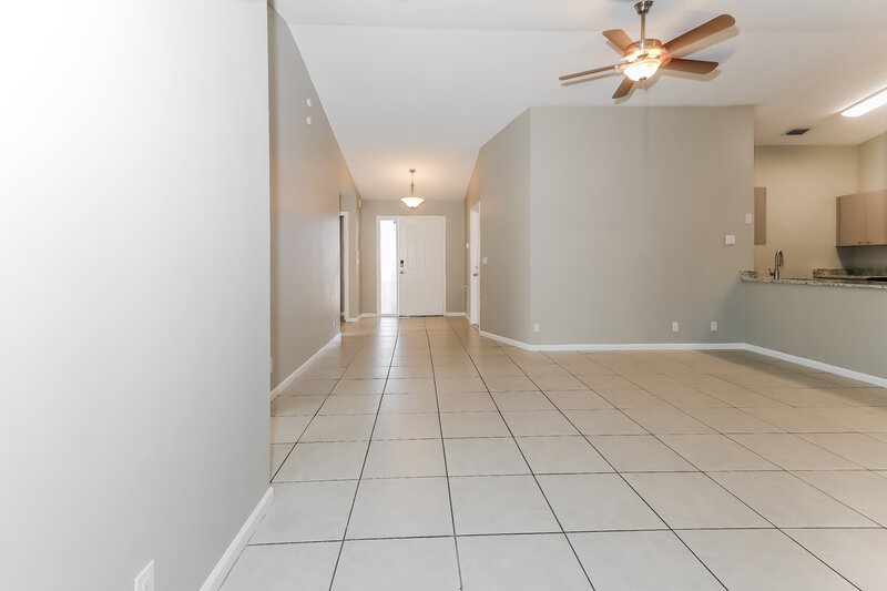 2,585/Mo, 1412 Waterway Cove Dr Wellington, FL 33414 Living Room View 2