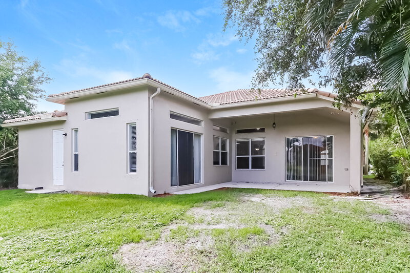 5,430/Mo, 1755 Palisades Dr West Palm Beach, FL 33411 Rear View